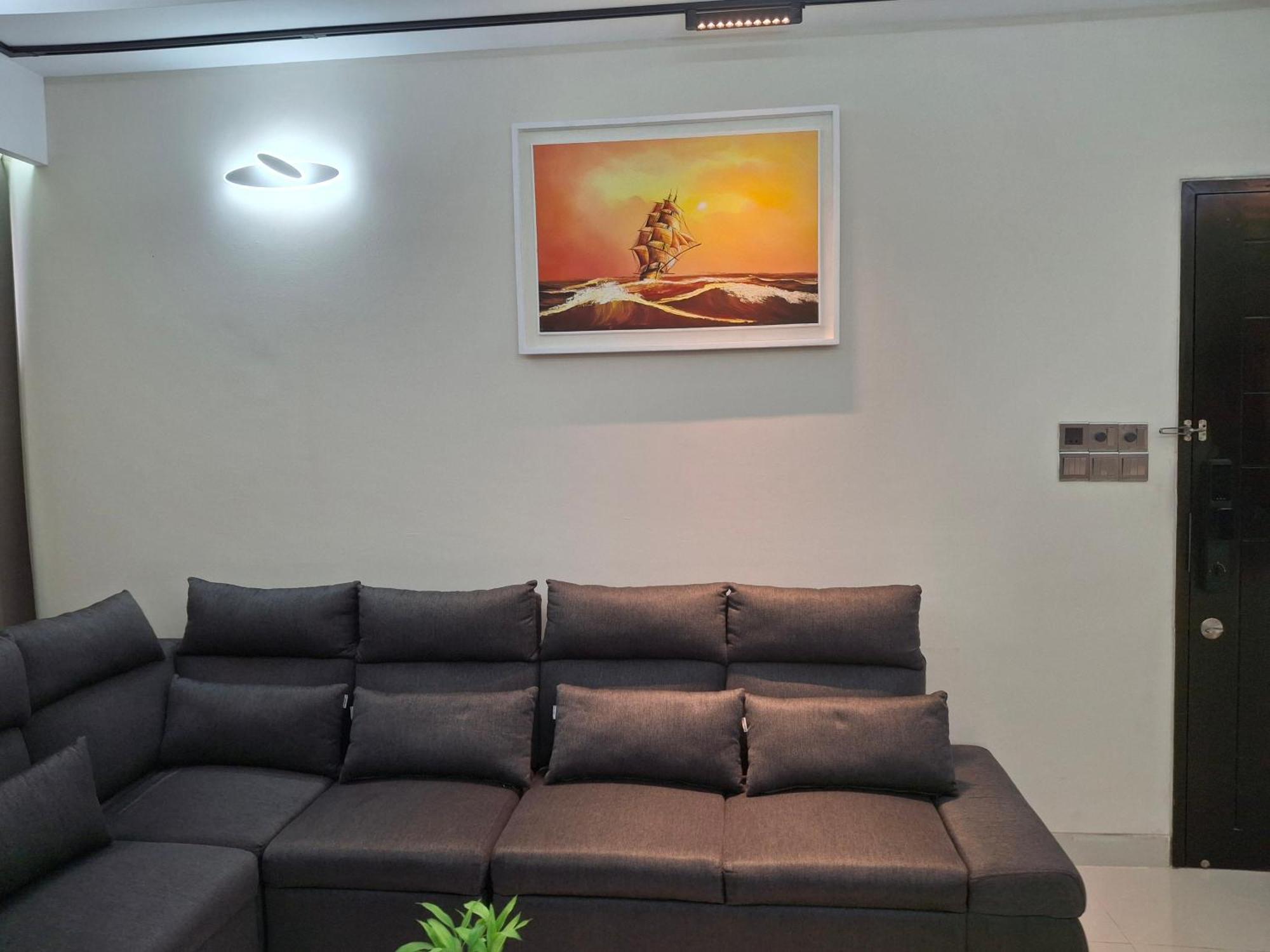 Elegant Secured Family Apartment With Open Space 达卡 外观 照片