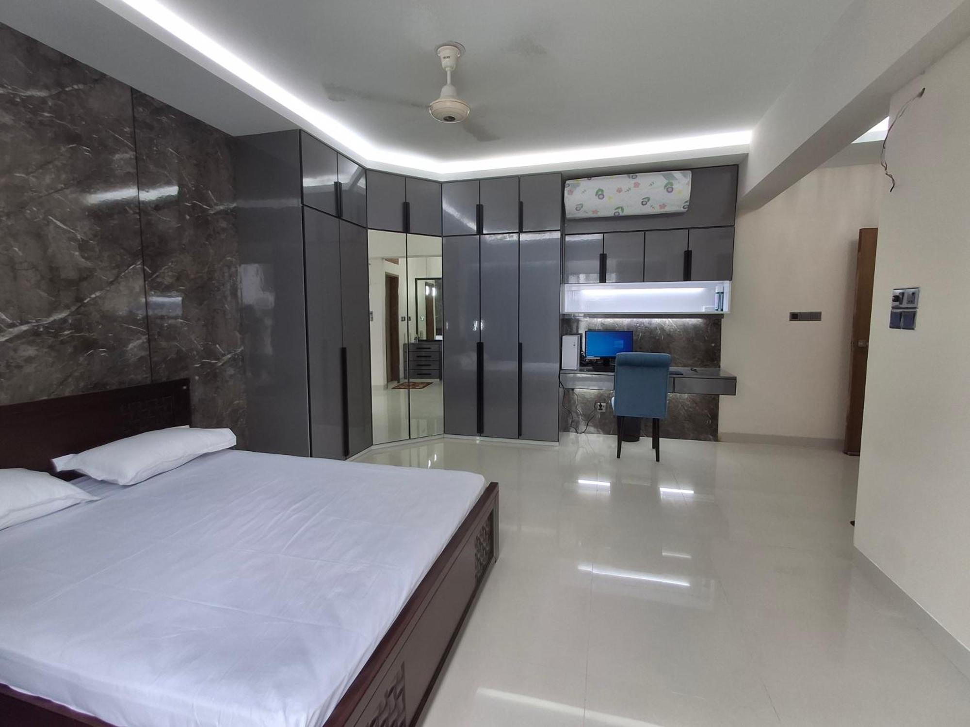 Elegant Secured Family Apartment With Open Space 达卡 外观 照片