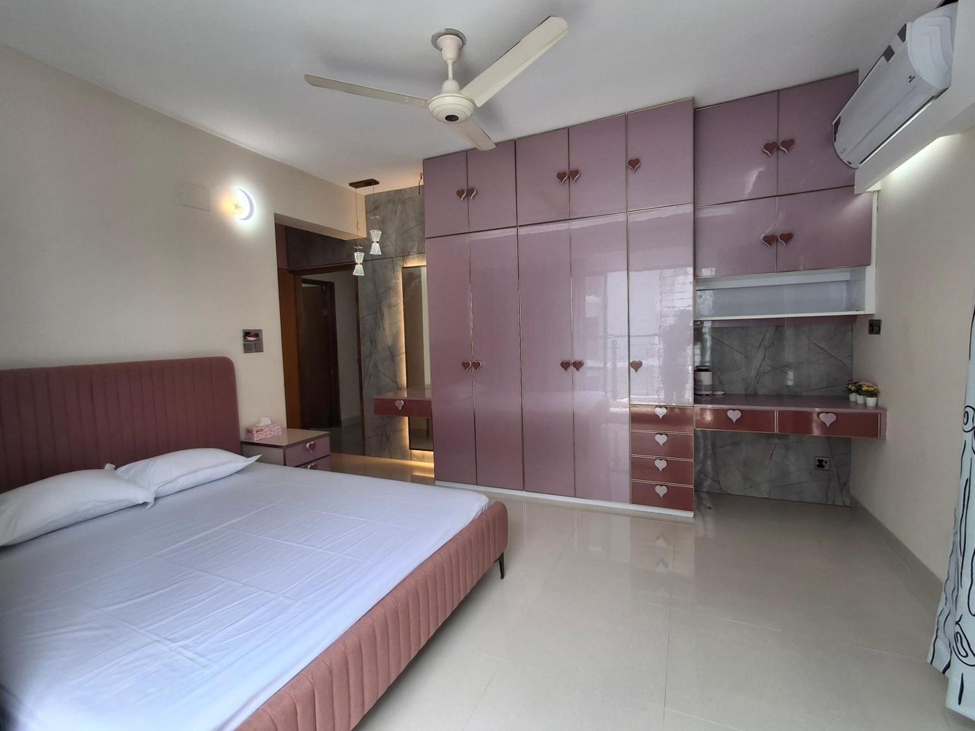Elegant Secured Family Apartment With Open Space 达卡 外观 照片